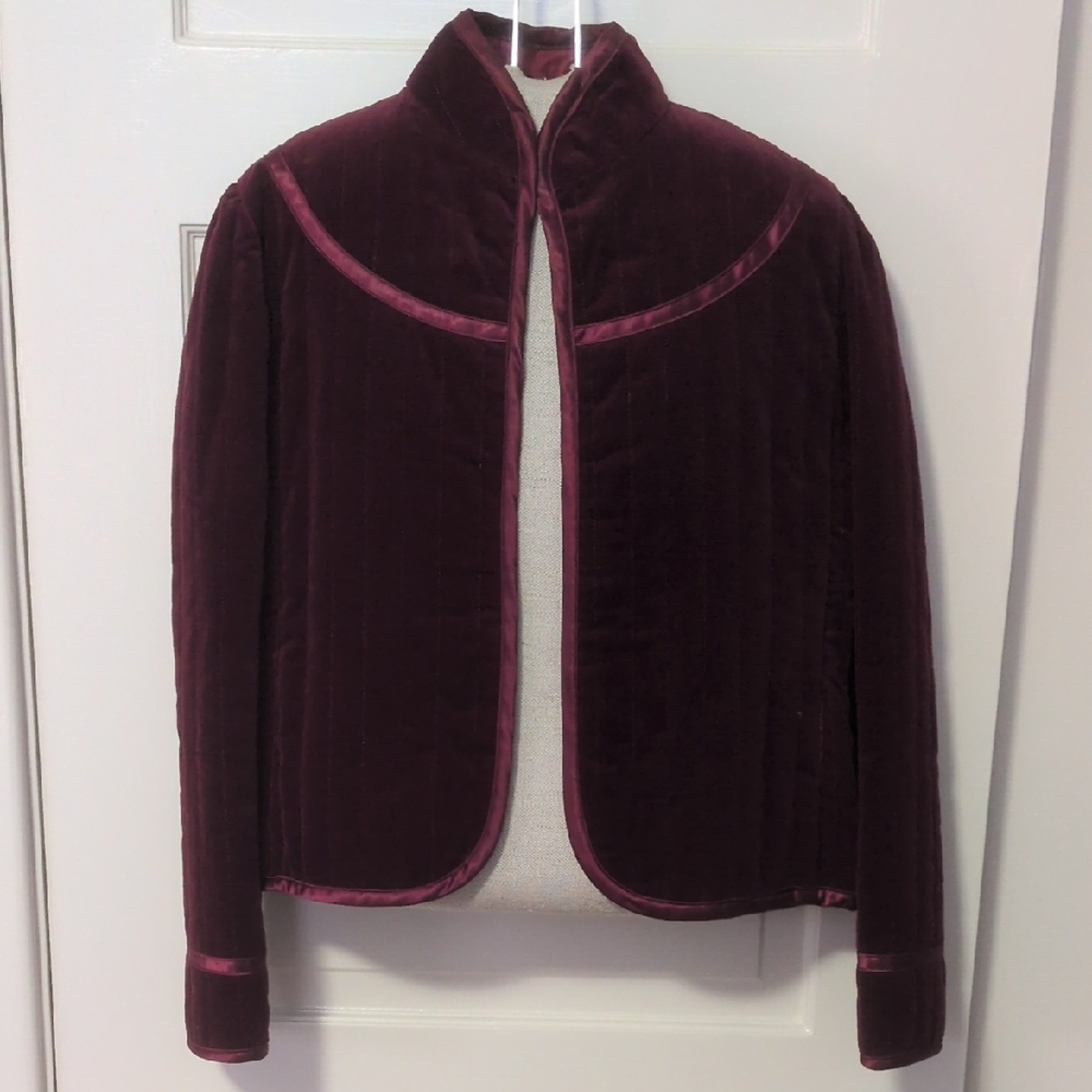 Luxurious Velvet Women's Cape in Deep Burgundy